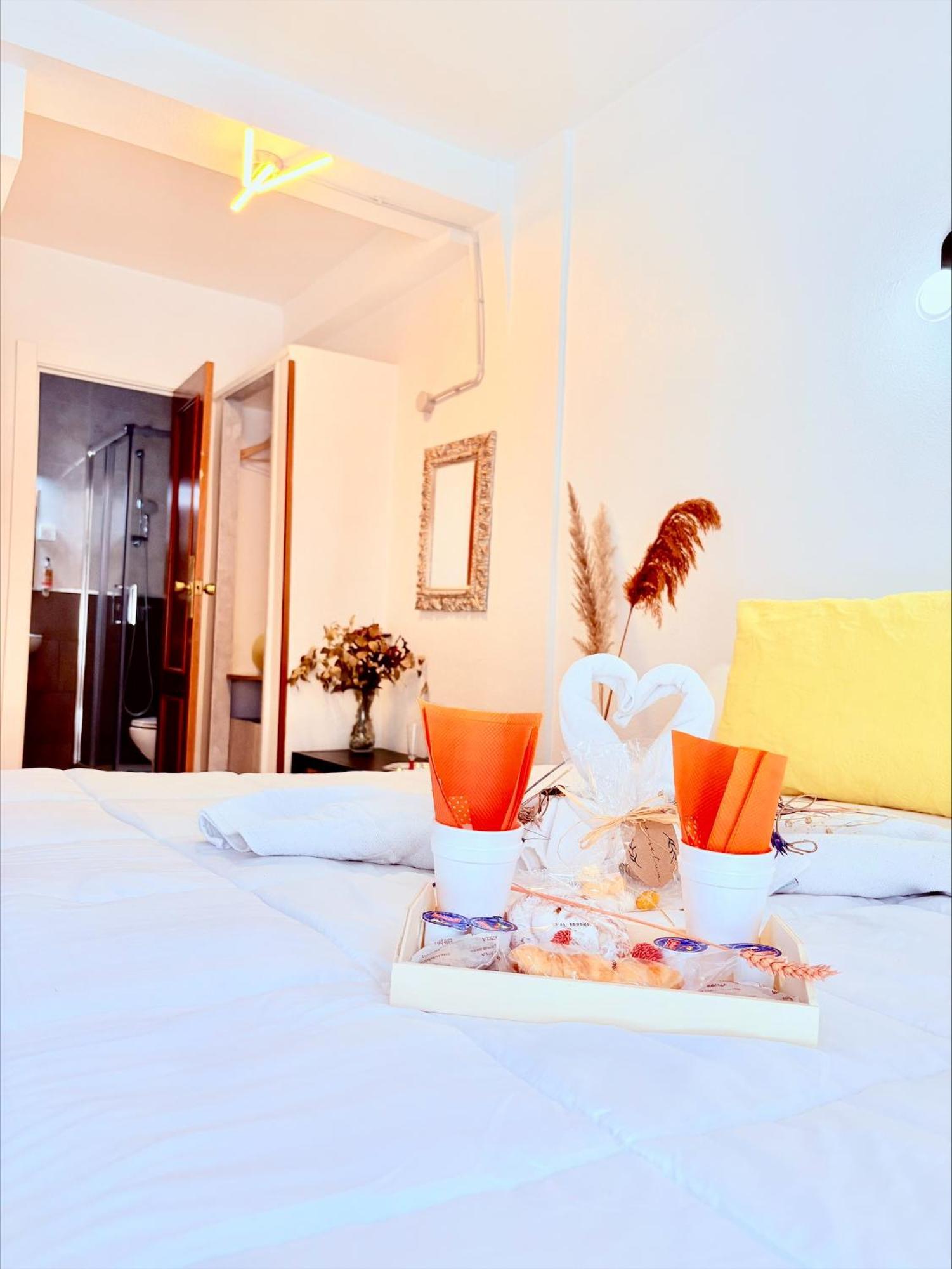 Hostal La Rosa Caces エクステリア 写真